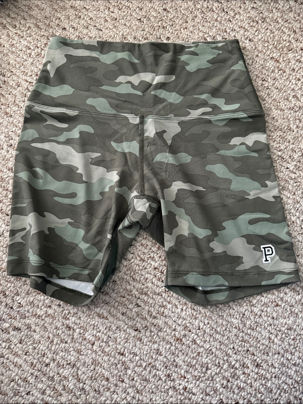 PINK women’s camouflage biker shorts